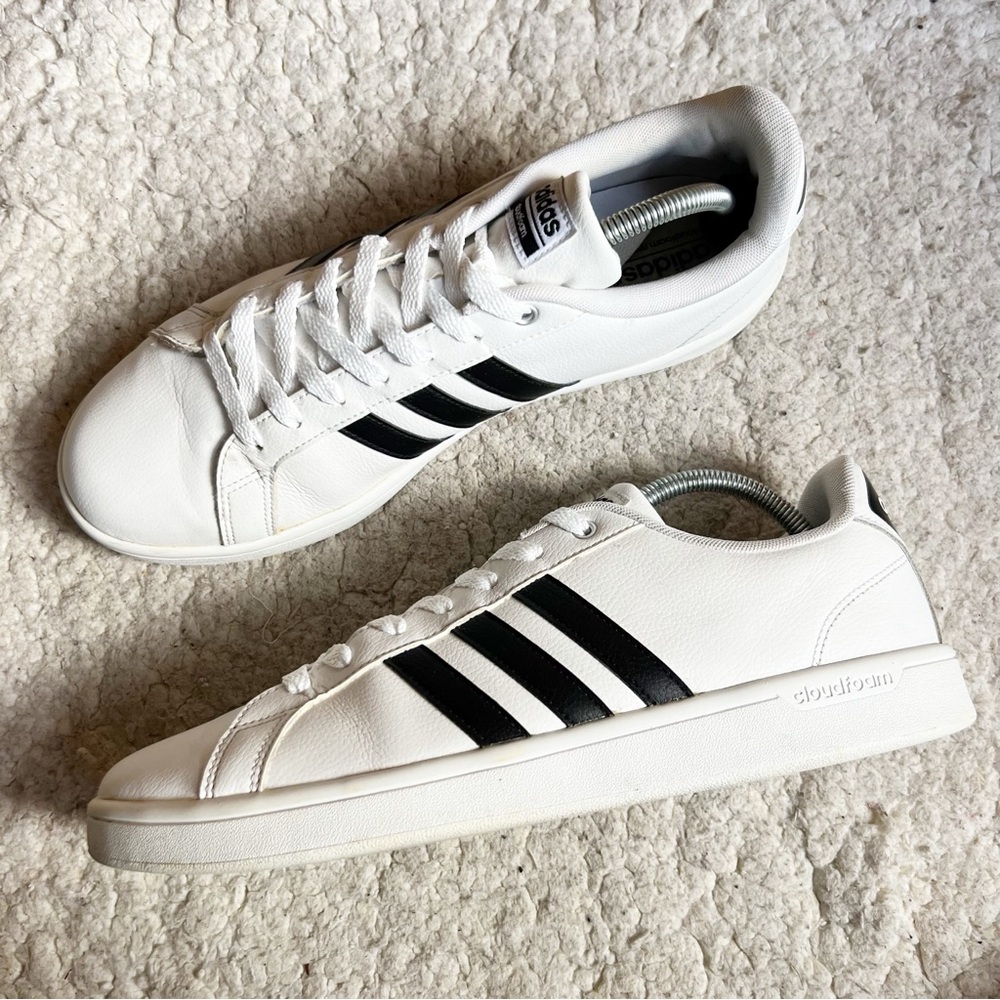 Adidas Cloudfoam Advantage White and Black Shoes Men’s Size 11.5